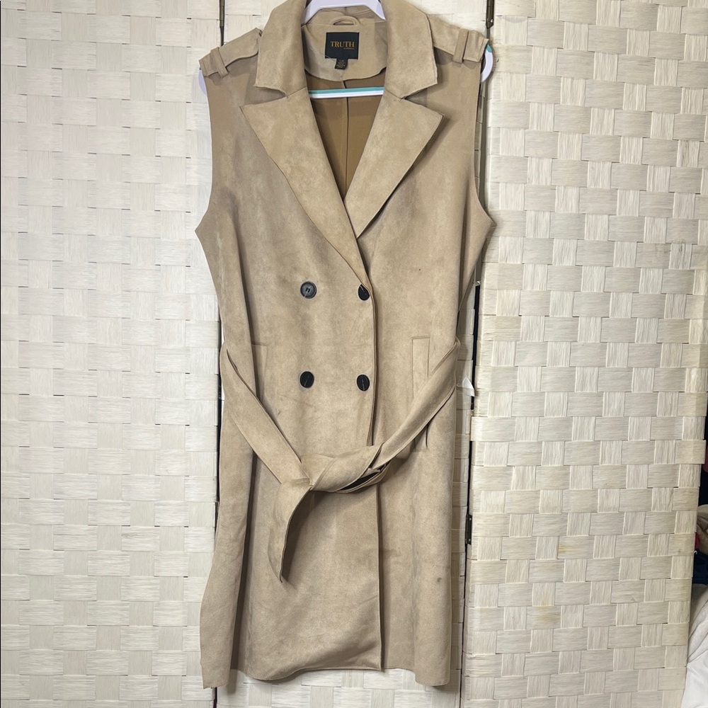 Truth by Republic Beige Faux Suede Sleeveless Double-Breasted Trench Vest Size L